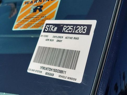 Used 2025 Ford Explorer Active image 31