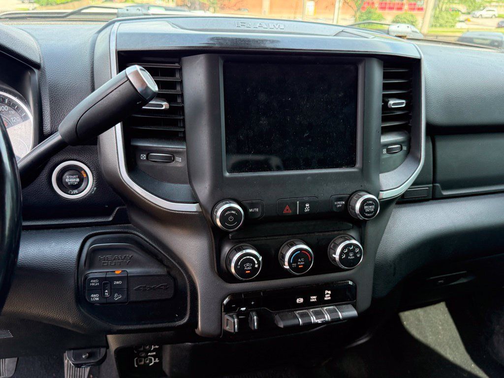 Used 2020 RAM 2500 Big Horn w/ Level 1 Equipment Group AWD/4WD image 21