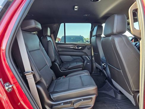 Used 2023 GMC Yukon Denali AWD/4WD image 12