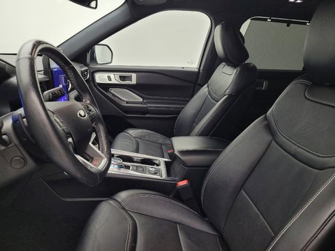 Used 2020 Ford Explorer ST w/ ST Street Pack AWD/4WD image 17