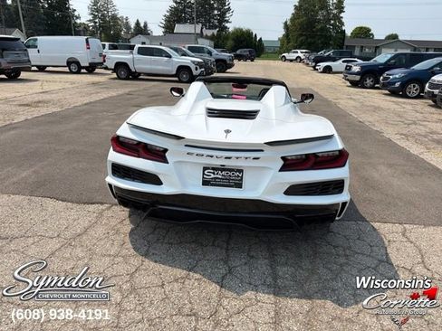 Used 2026 Chevrolet Corvette E-Ray w/ Stealth Interior Trim Package AWD/4WD image 5