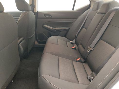 Used 2025 Nissan Altima 2.5 SV FWD image 18