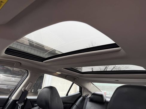 Used 2018 Nissan Maxima 3.5 SL image 11