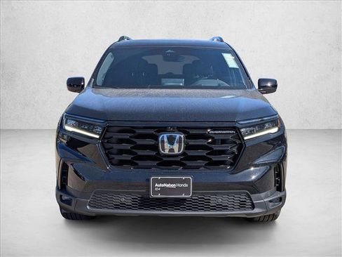 New 2025 Honda Pilot Black Edition image 5