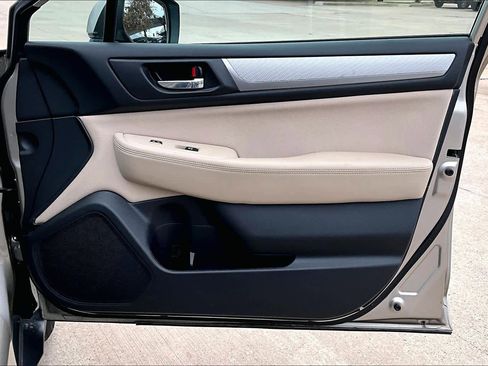 Used 2015 Subaru Outback 2.5i Premium image 19