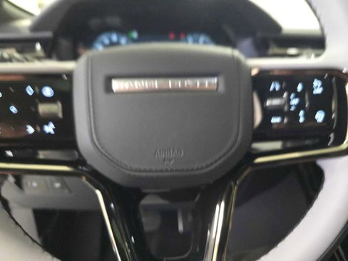 New 2026 Land Rover Range Rover Velar Dynamic SE image 25