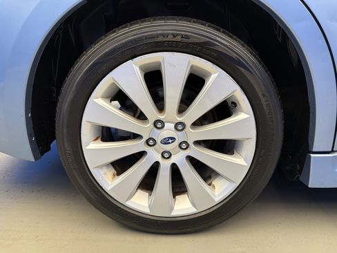 Used 2012 Subaru Legacy 2.5i Limited AWD/4WD image 9