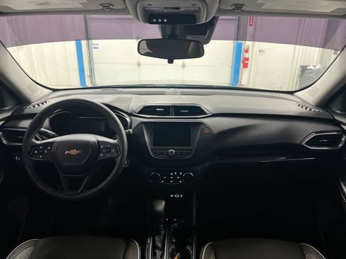 Used 2021 Chevrolet TrailBlazer LT FWD image 10