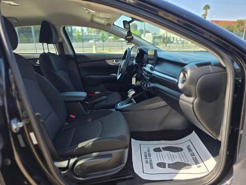 Used 2022 Kia Forte LXS FWD image 38