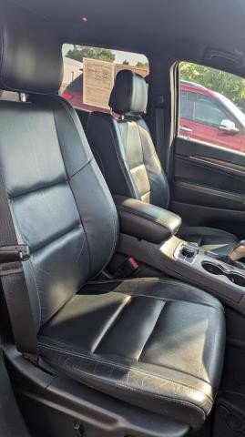 Used 2017 Jeep Grand Cherokee Limited AWD/4WD image 17