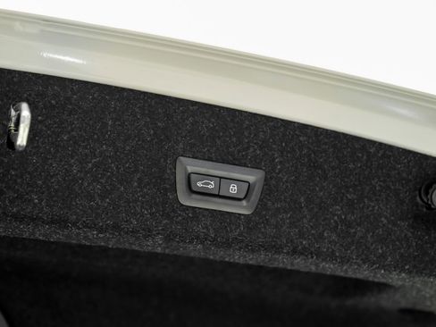 Used 2025 BMW M3 Competition AWD/4WD image 67