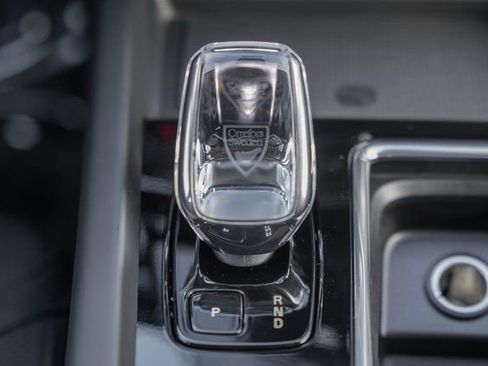 New 2026 Volvo XC60 B5 Plus w/ Protection Package Premier image 24