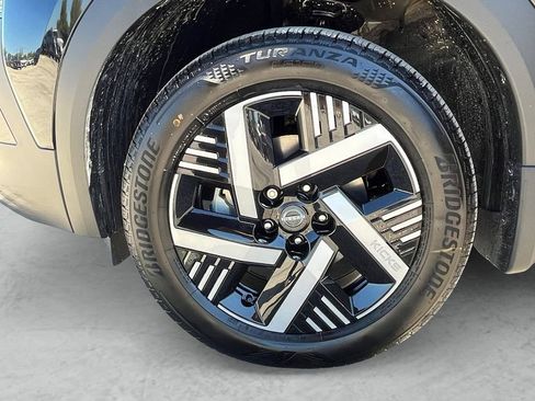New 2026 Nissan Kicks SV w/ SV Premium Package image 23