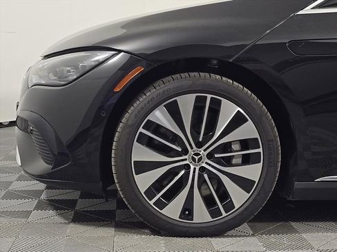 Certified 2024 Mercedes-Benz EQE 500 4MATIC Sedan image 11