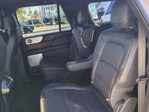 Certified 2024 Lincoln Navigator L Reserve image 15