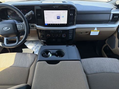 New 2026 Ford F250 XLT w/ XLT Premium Package AWD/4WD image 16