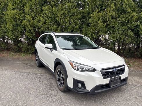 Used 2020 Subaru Crosstrek 2.0i Premium w/ Moonroof Package 2 image 2