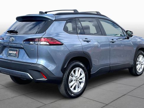 Used 2026 Toyota Corolla Cross LE image 12