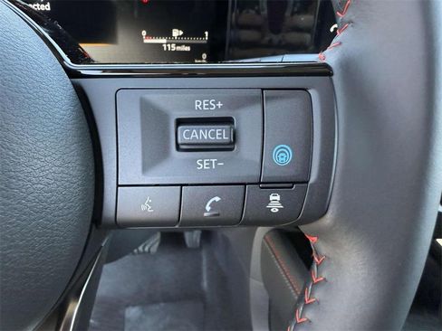 New 2025 Nissan Kicks SR image 14