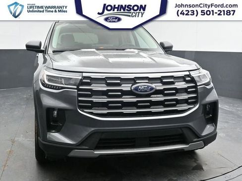 New 2026 Ford Explorer Active w/ Active Comfort Package image 4