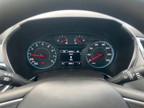 Used 2022 Chevrolet Equinox LS image 9