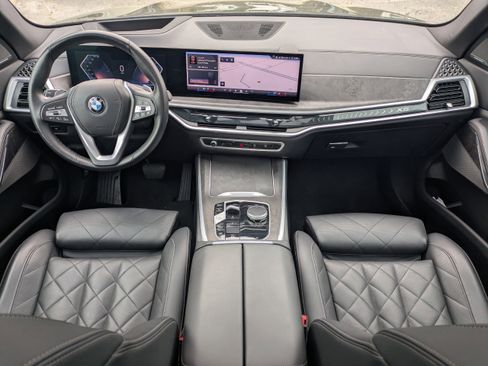 Used 2025 BMW X5 xDrive40i image 2