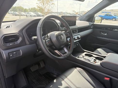 New 2026 Honda Pilot TrailSport image 17