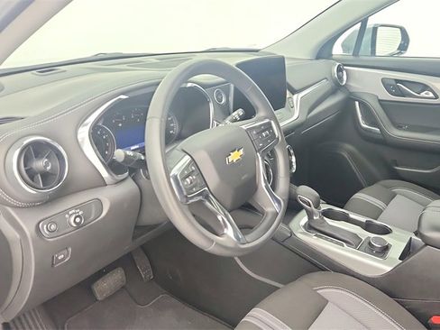 Used 2025 Chevrolet Blazer LT image 14