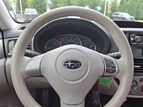 Used 2012 Subaru Forester 2.5X w/ Alloy Wheel Pkg AWD/4WD image 19