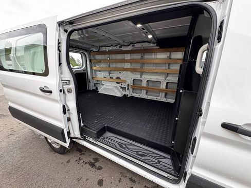 Used 2024 Ford Transit 250 Low Roof AWD w/ Exterior Upgrade Package image 34