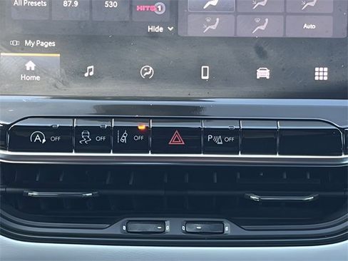 Used 2024 Jeep Compass Limited image 27