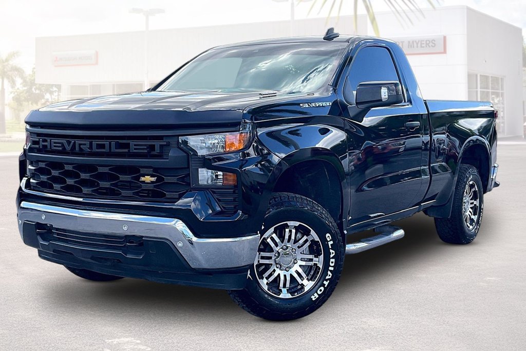 Used 2025 Chevrolet Silverado 1500 W/T w/ WT Safety Package AWD/4WD image 21