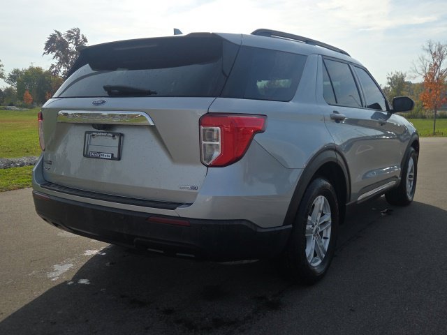 Used 2020 Ford Explorer XLT AWD/4WD image 7