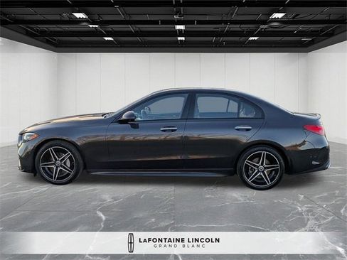 Used 2024 Mercedes-Benz C 300 4MATIC Sedan image 2