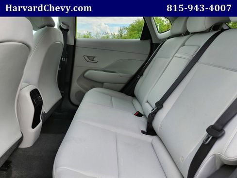 Used 2025 Hyundai Kona SEL image 27