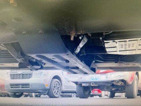 Used 2002 Jeep Grand Cherokee Sport image 32