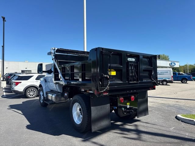 New 2027 Ford F650 2WD Regular Cab Super Duty image 4