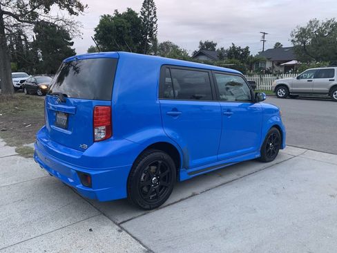 Used 2011 Scion xB image 6
