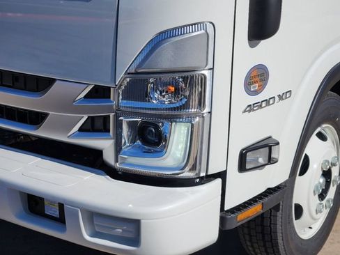 New 2024 Chevrolet Low Cab Forward 4500XD RWD image 14