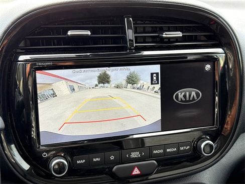 Used 2021 Kia Soul EX image 24