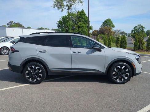 Used 2023 Kia Sportage X-Line w/ X-Line Premium Package image 3