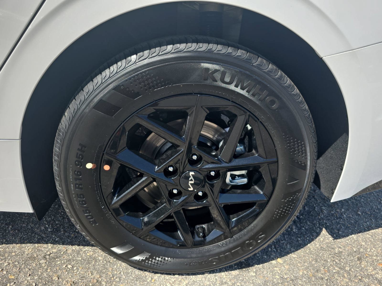 New 2026 Kia K5 LXS FWD image 33