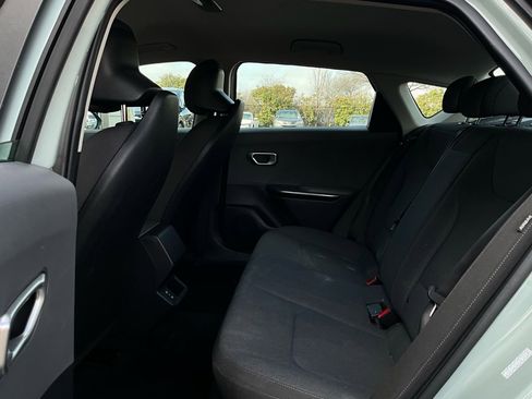 Used 2025 Kia K4 LXS image 11