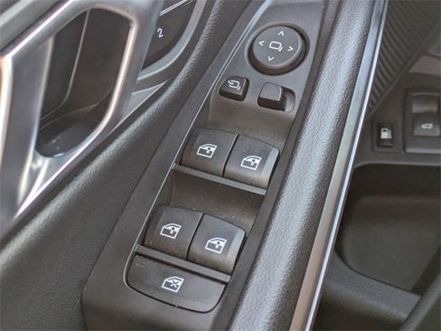 Used 2024 BMW 330e xDrive image 23