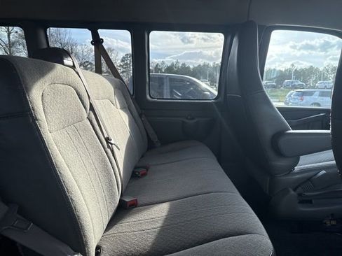 Used 2023 Chevrolet Express 3500 LT w/ LT Preferred Equipment Group RWD image 22