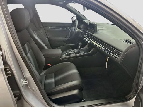 Used 2026 Honda Civic Sport image 32