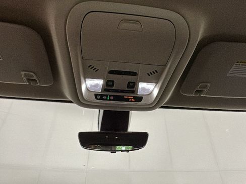 Used 2023 GMC Acadia Denali w/ Black Diamond Edition AWD/4WD image 30