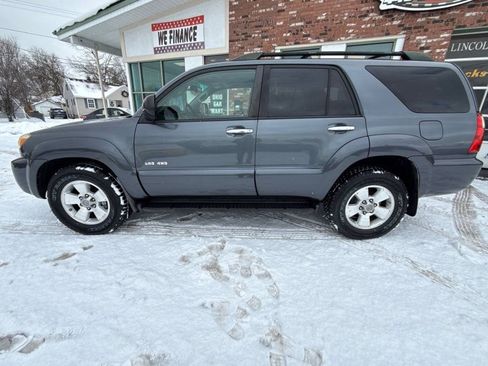 Used 2008 Toyota 4Runner SR5 image 8