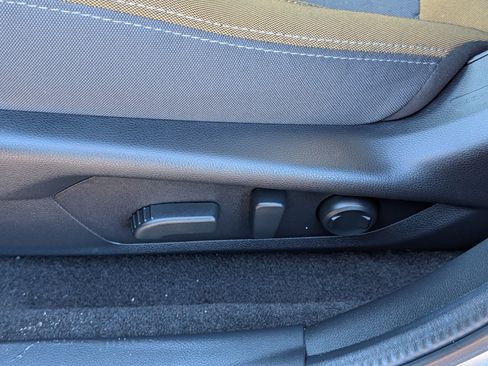 Certified 2025 Subaru Crosstrek 2.5i Sport w/ Popular Package #4A image 19