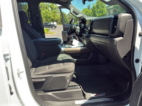 Used 2022 Chevrolet Silverado 1500 RST AWD/4WD image 56
